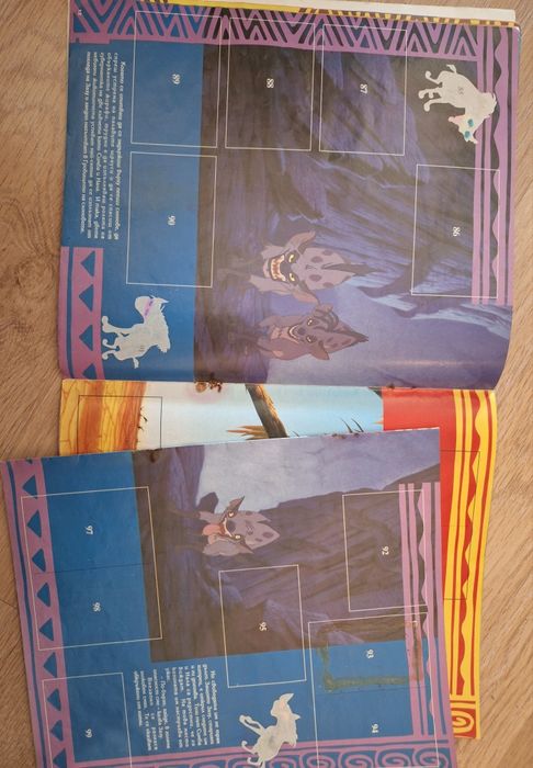 Ретро албум Цар Лъв празен в лошо състояние