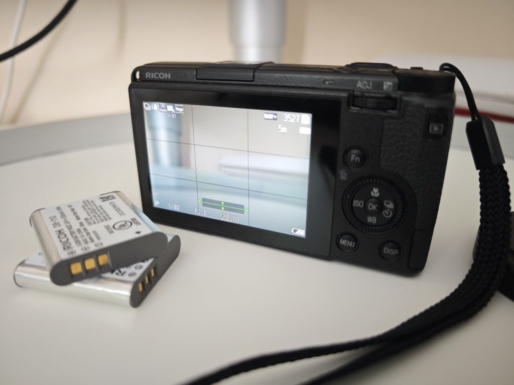 Ricoh GR 3 Compact