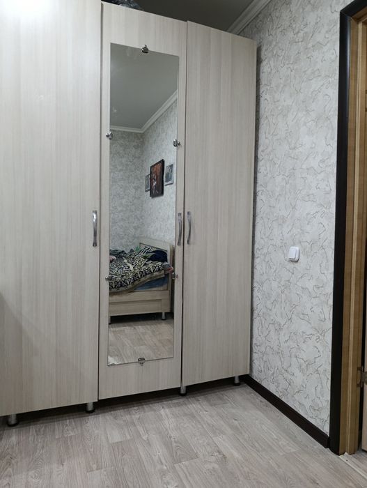 Продам шкаф, шифонер для спальни