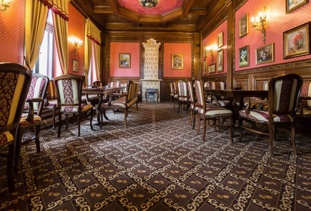 Montaj mocheta si covor Pvc,cât și curățat profesional mocheta