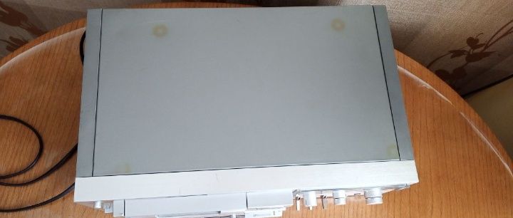Продам кассетную деку Sanyo plus series d80