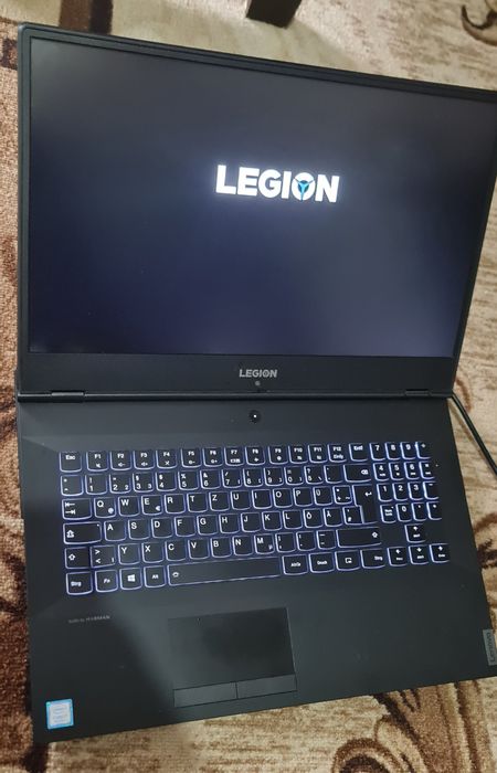 Lenovo legion y540/17.3 / 144hz /  rtx 2060