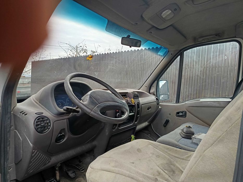 renault master autoutilitara