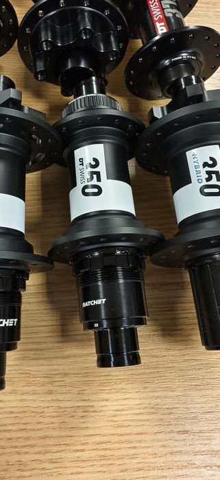 Главини и хъбове DT Swiss 350,370 15х100,15х110,12х142,12x148 Ratchet