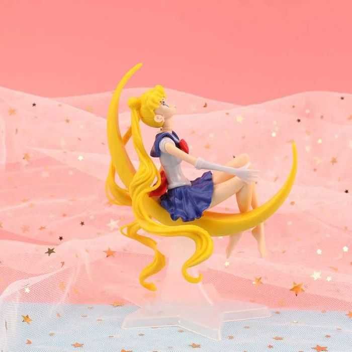 Figurina Anime Sailor Moon - Usagi Tsukino pe luna