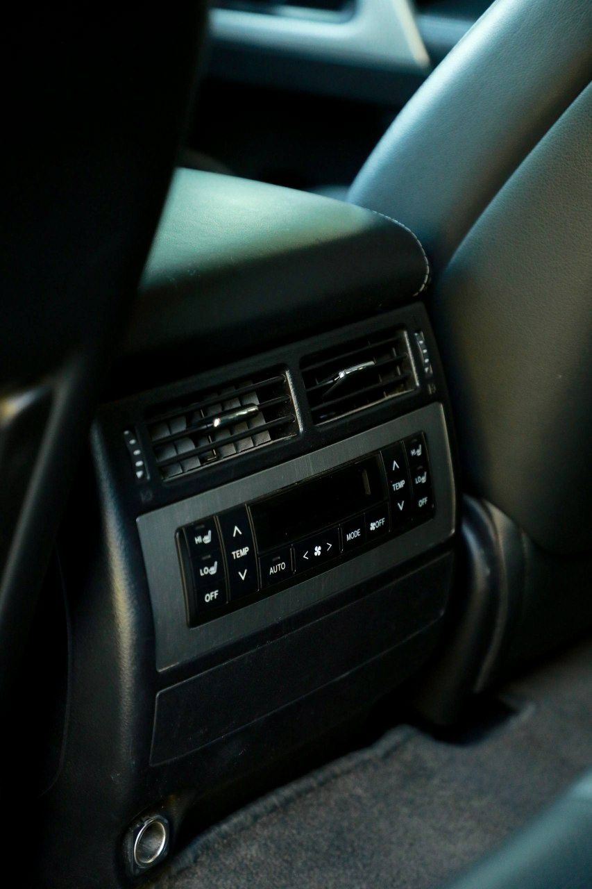 Toyota Land Cruiser 200