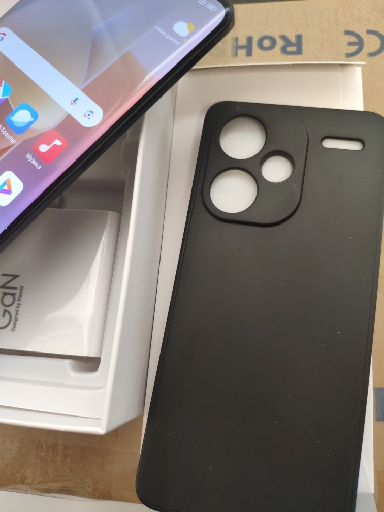 Чисто нов Xiaomi NOTE 13Pro+ Global 16/512GB