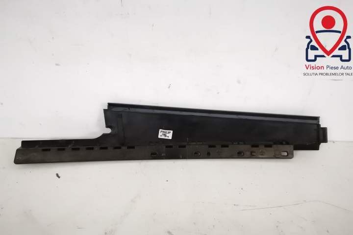 Ornament Stalp B Usa Dreapta Spate Original In Stare Buna Land Rover