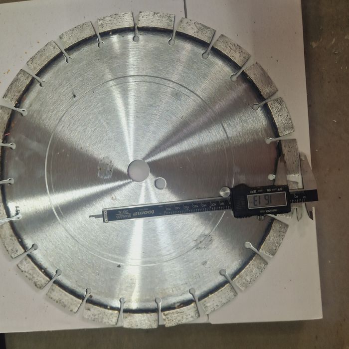 Discuri diamantate IOAKI Diamond Tools 360mm și 410mm- segmenți 15mm