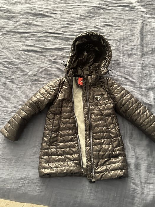 Куртка осееняя для девочек 4-5 лет