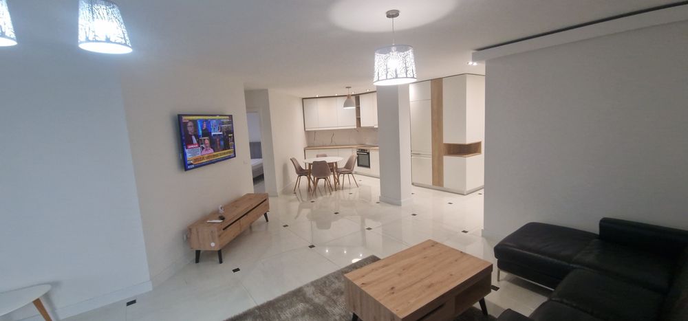 Apartament 3 camere de vinzare sau pentru inchiriere