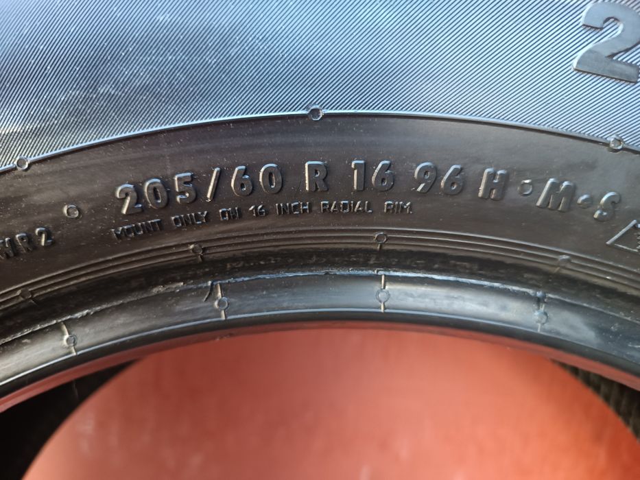205/60/16 Continental