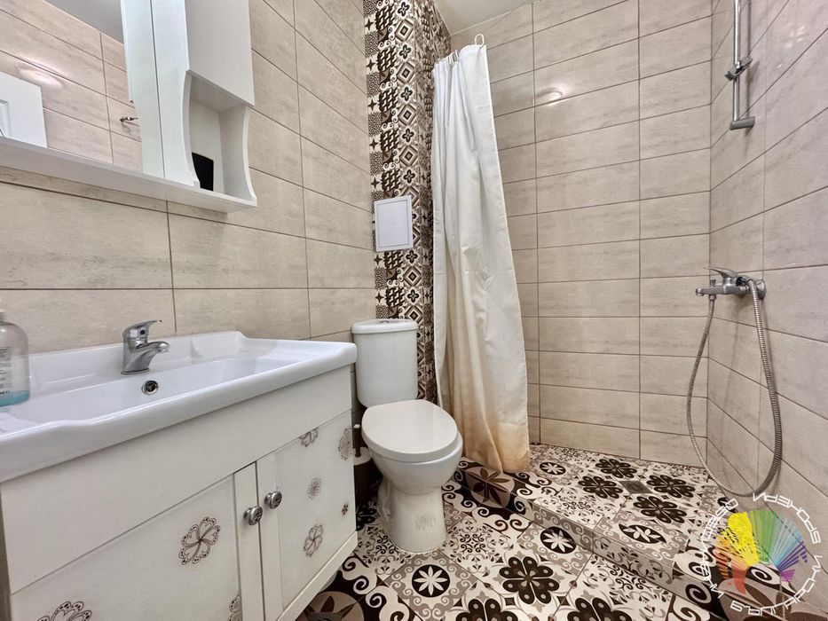 Дава се под наем Двустаен апартамент в Бургас, Лазур - 65 кв.м за 433.5 € - Снимка #9