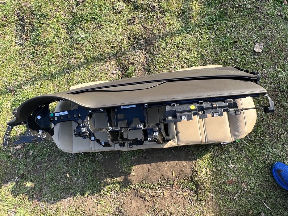 Арматурно табло със airbag audi a8 d4