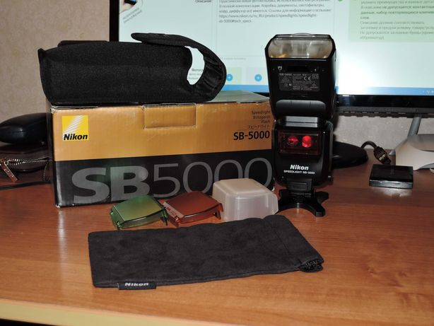 Продам вспышку Nikon SB-5000