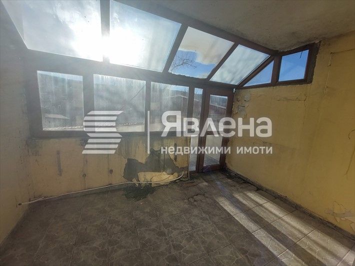 Продава се Тристаен апартамент в Свищов - 101 кв.м за 605 €/кв.м - Снимка #7