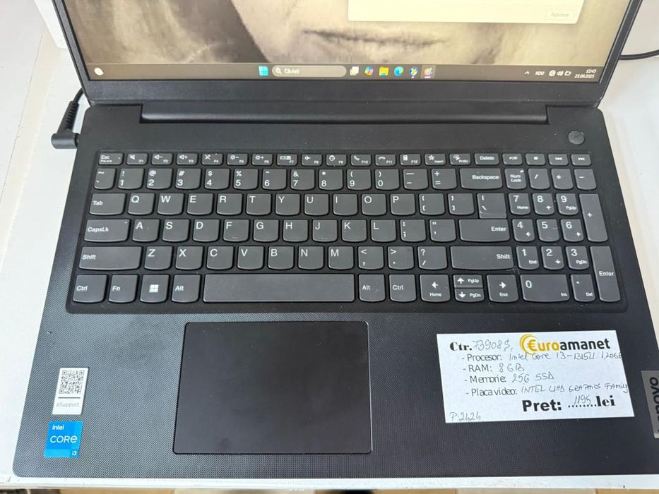 laptop Lenovo IdeaPad V15 -P-
