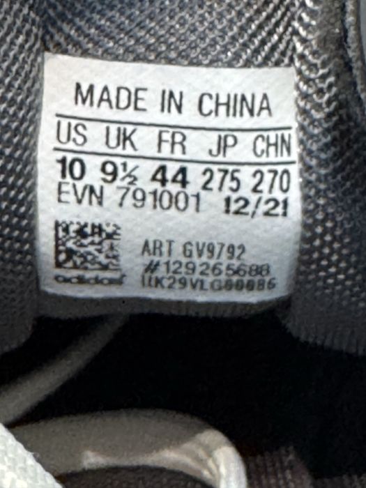 Маратонки ADIDAS .Номер 44