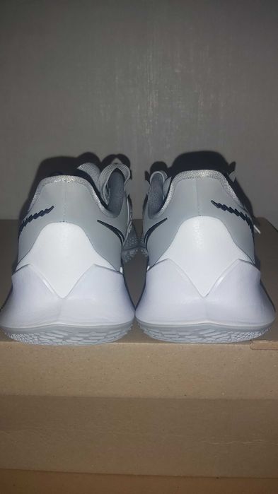 Nike Kyrie Low 3 TB - Номер 38.5