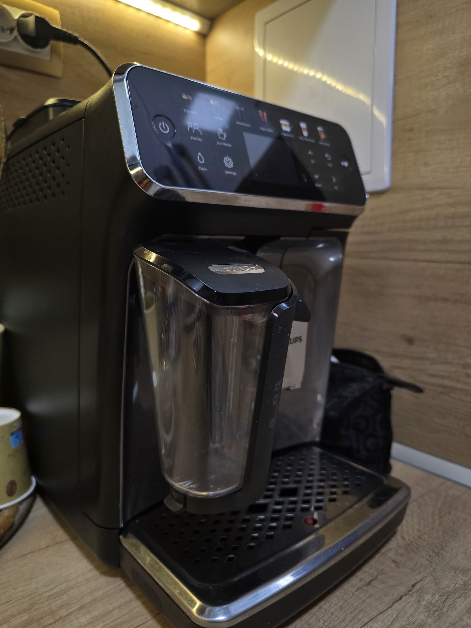 Philips 4400 LatteGo-В ГАРАНЦИЯ!!!