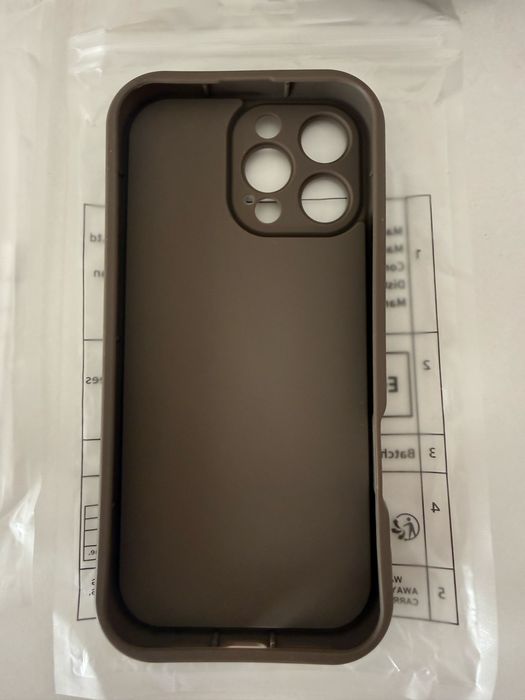 Vand 2 huse Noi Iphone 16 pro max