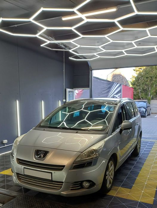 Vand Peugeot 5008