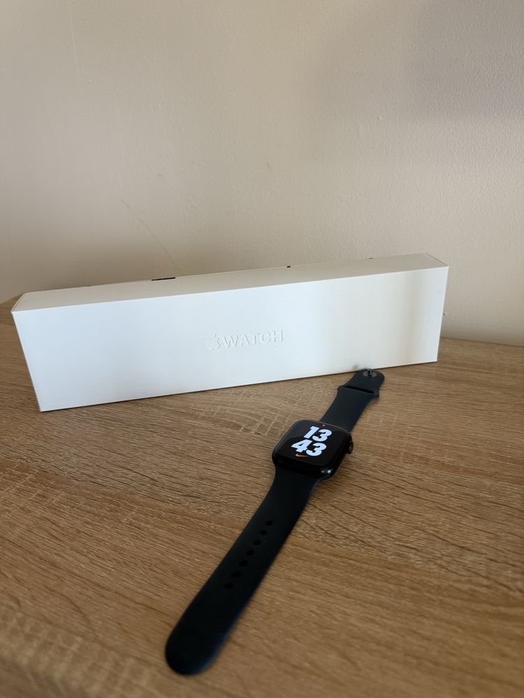 Apple watch 8 45 mm GPS