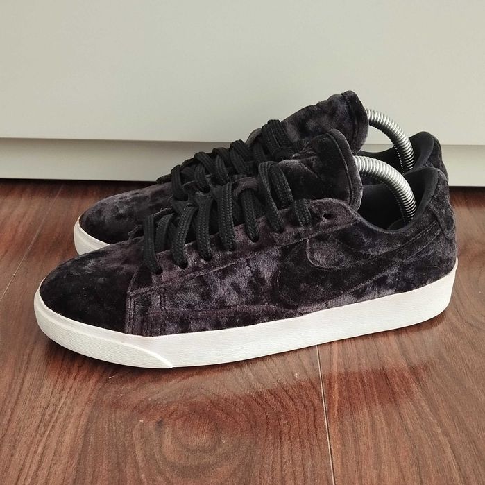 Дамски маратонки  nike blazer velvet размер 36.5 черни