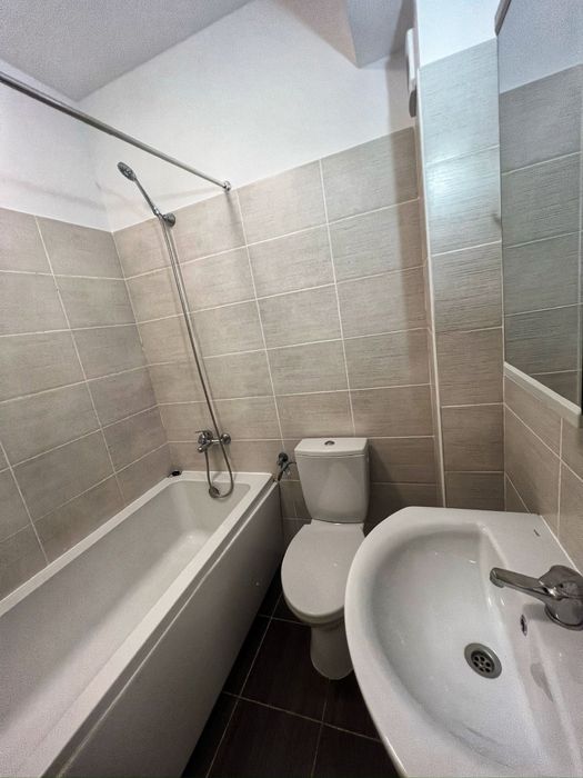 Apartament 2 camere decomandat Biruinței 77