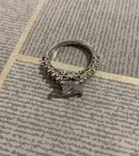 Серебрянное новое кольцо