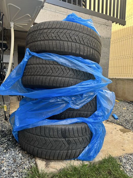 Anvelope de iarna Pierlli Scorpion Winter 255/50/20