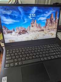 Laptop Lenovo 15.6" Intel® Core™ i3  1215U 4.4 GHz, 15.6" 256GB SSD