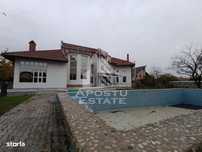 Vilă spațioasă cu piscină și teren generos (2500 mp) + teren de tenis!