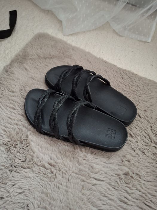 Vând slapi dama zaxy, ca noi, marimea 38, potriviți pt.37-37,5