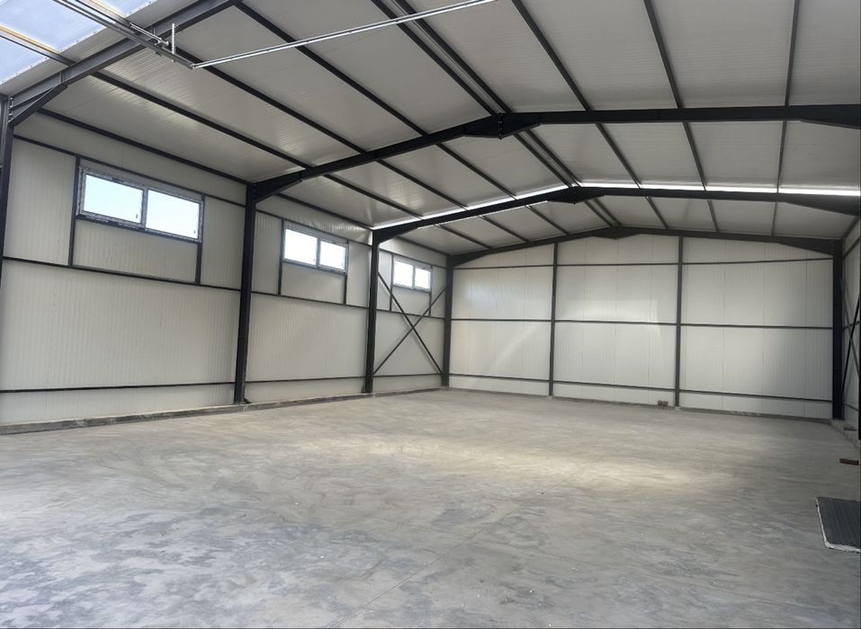 Vand hala metalica din structura metalica  avem orice suprafata