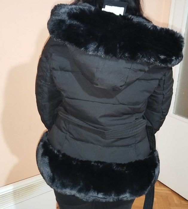 Модерно яке за студените дни