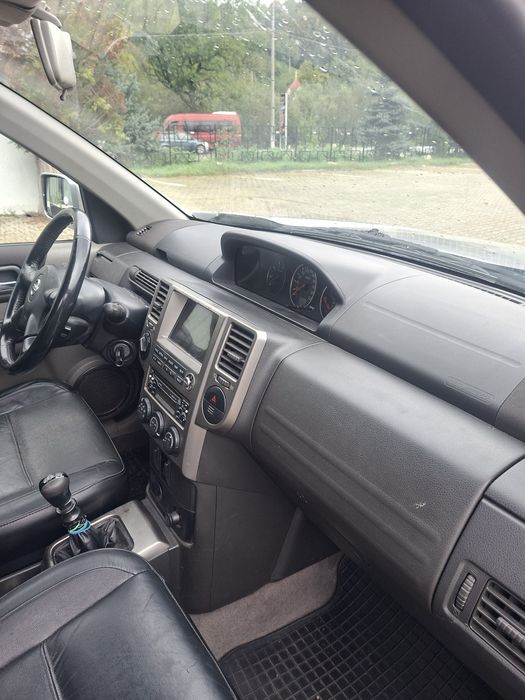 Nissan xtrail din 2004
