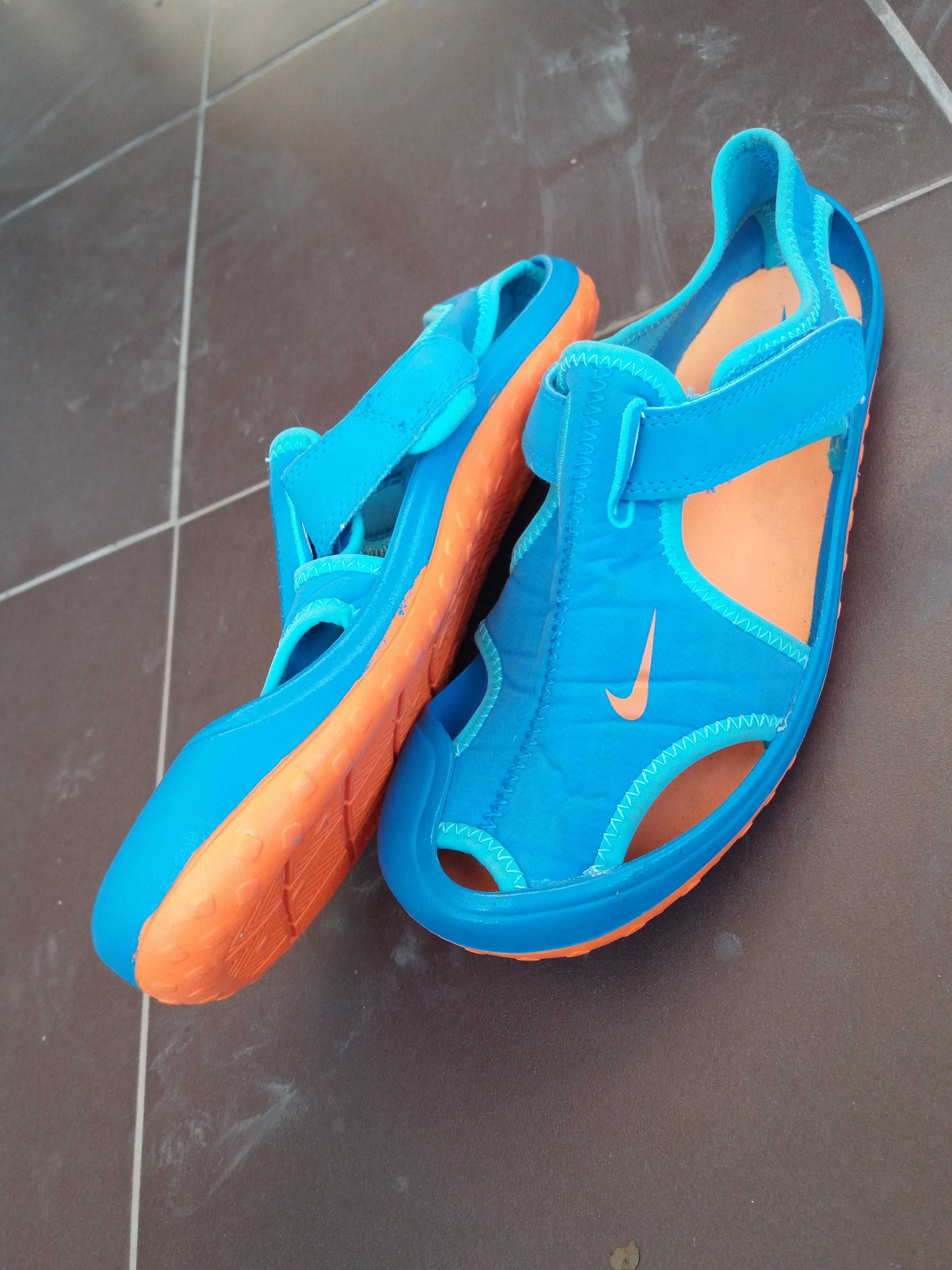Sandale / Incaltari apa copii Nike m 34-35