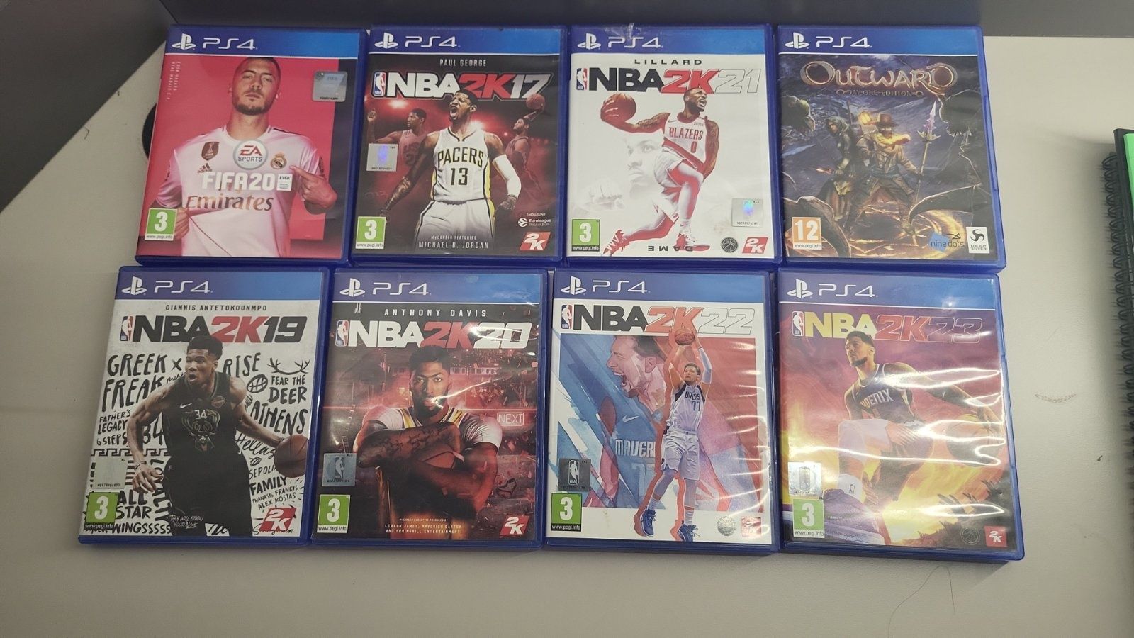 Playstation 4 slim +джойстик и 8 игри