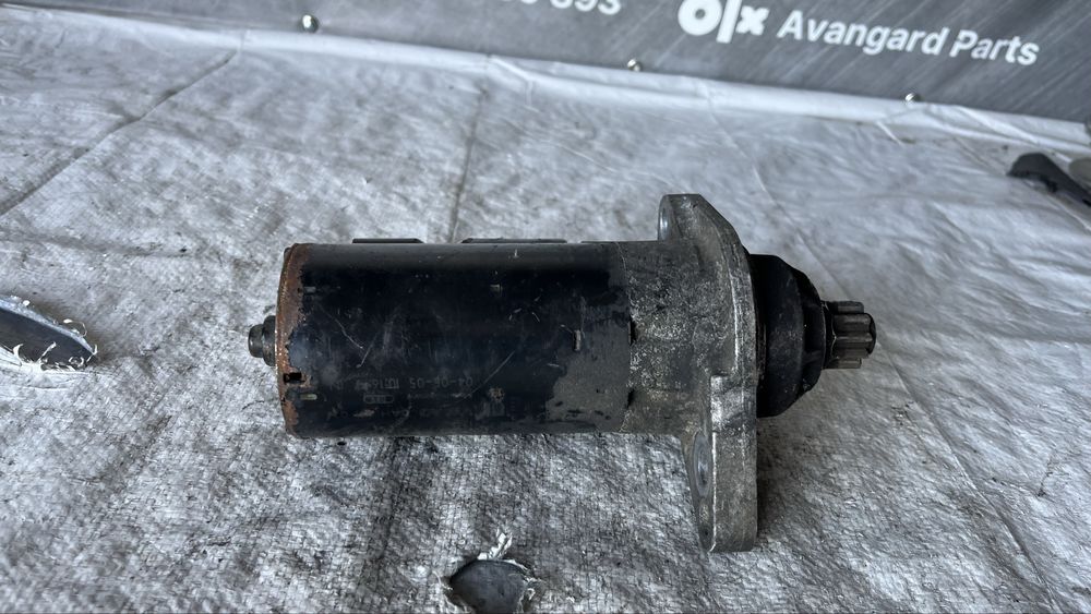 Volkswagen Caddy 3 2.0 SDi стартер