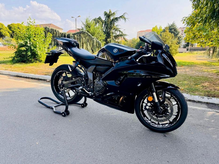 Vand Yamaha R7 2023 - pret negociabil