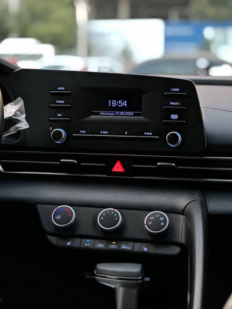 Hyundai Elantra 2021