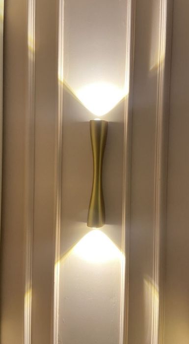 Продаю настенное бра