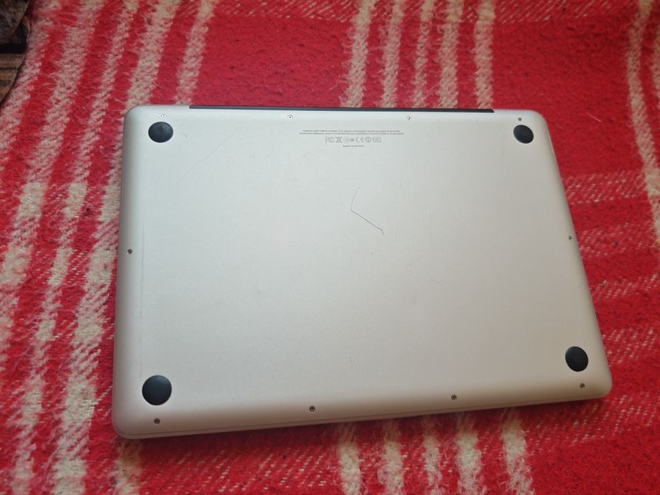 MacBook Pro 13 mid 2012 - i7, 8gb RAM, 128gb ssd, baterie 93%