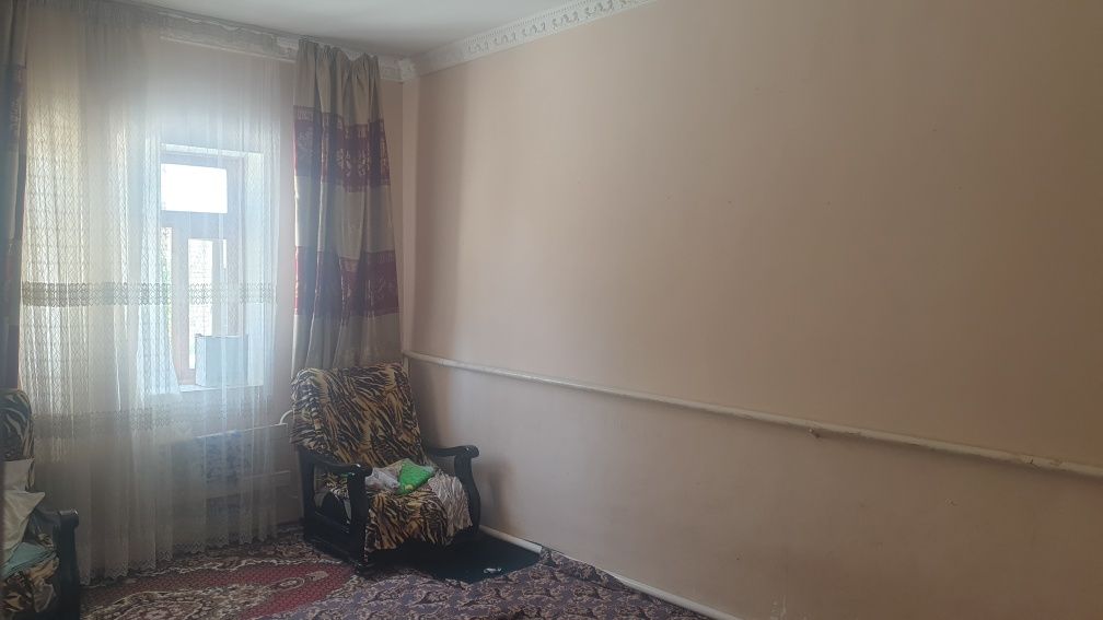Uy sotiladi manzil zomin vagzalni orqasida