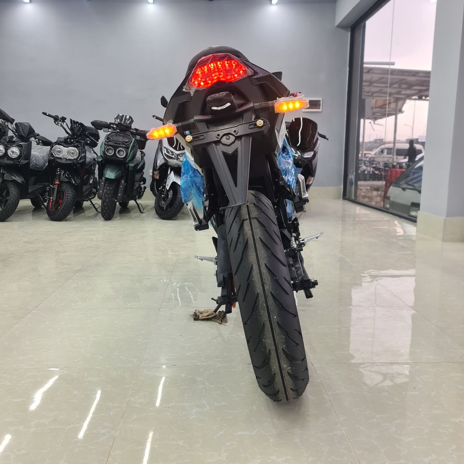 Электро мотоцикл Yamaha R3 оптом/дона