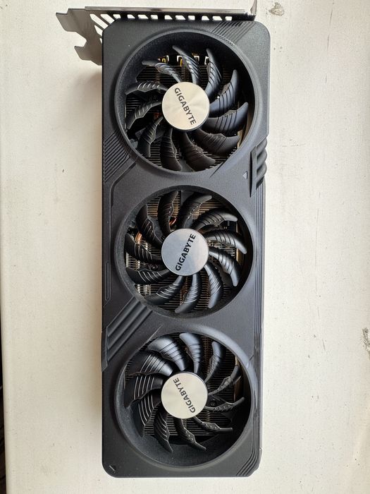 Видеокарта GeForce 4060