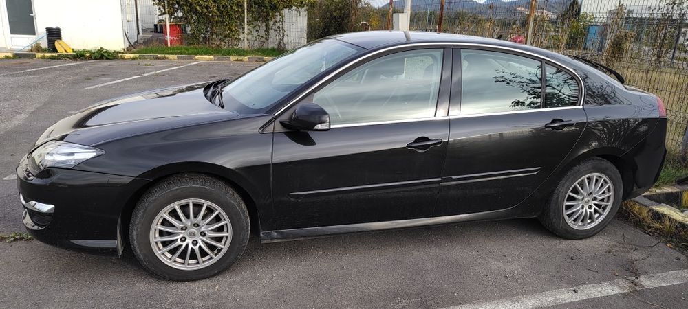 Vând Renault Laguna III