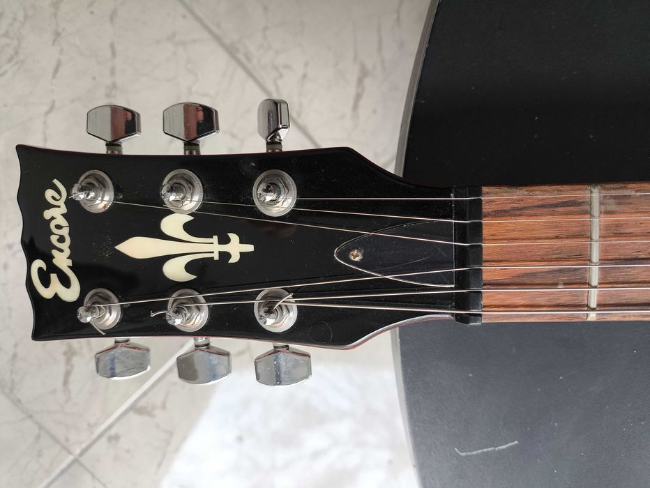 Електрическа китара Encore SG