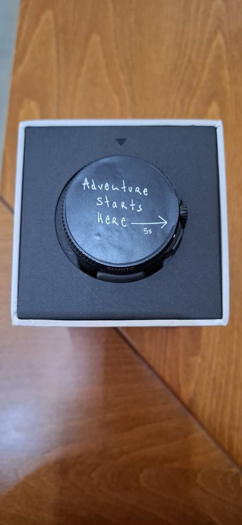 Спортен часовник "Suunto Race all black" с остваща гаранция  12 месеца